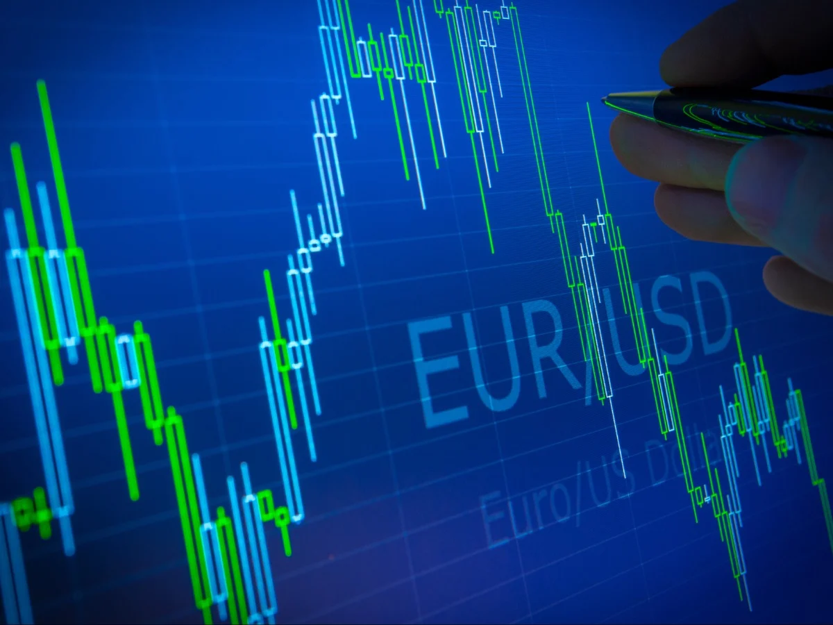 Navigating the Euro's Most Volatile Week: A Behind-the-Scenes Look at Running a Brokerage